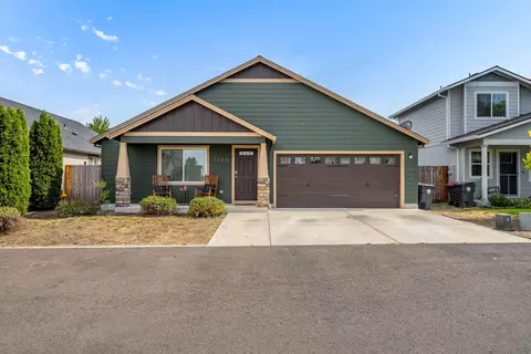 3122 Gold Mine Ave, White City, OR 97503