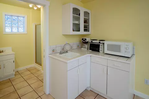 Kitchen - 532 NE Quimby Ave, Bend, OR 97701 photo 2 of 2
