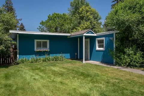 Exterior - 532 NE Quimby Ave, Bend, OR 97701 photo 4 of 11