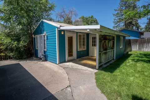 Exterior - 532 NE Quimby Ave, Bend, OR 97701 photo 8 of 11