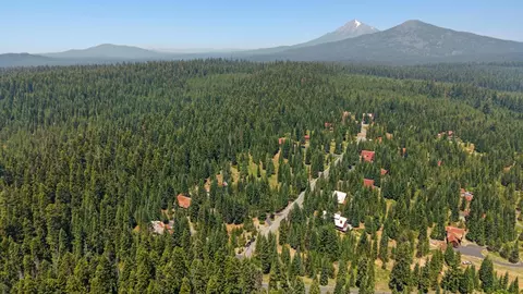 7608 Skycrest Dr, Klamath Falls, OR 97601