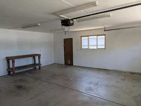 460 Freeman Rd, Central Point, OR 97502 photo 9