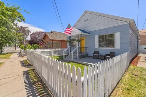 310 N 9th St, Klamath Falls, OR 97601