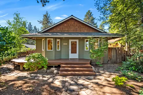 1449 NW Lexington Ave, Bend, OR 97703