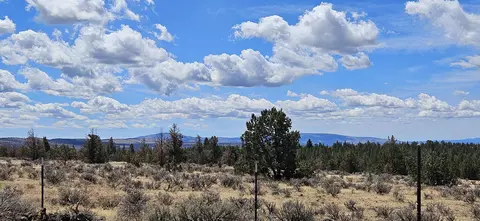 7537 SE Thomas Rd, Prineville, OR 97754