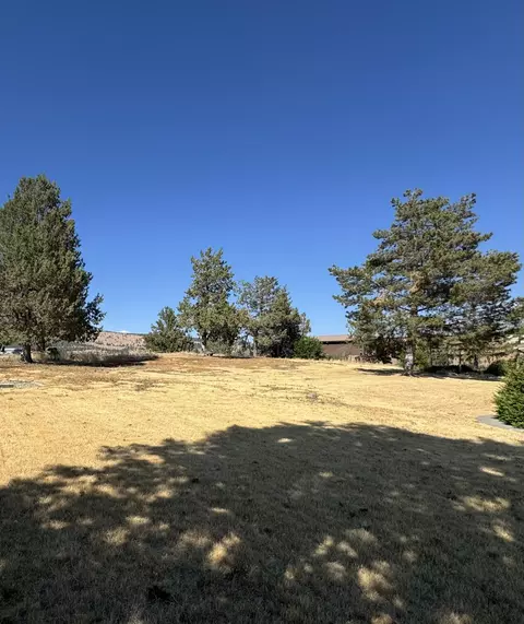 28281 Pickett Rd, Malin, OR 97632 photo 4