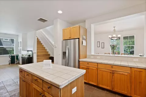 Kitchen - 19493 Blue Lake Loop, Bend, OR 97702 photo 4 of 4