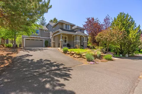 Exterior - 19493 Blue Lake Loop, Bend, OR 97702 photo 9 of 9
