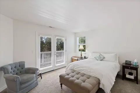 Bedroom - 19493 Blue Lake Loop, Bend, OR 97702 photo 1 of 4