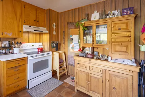 6730 Holland Loop Rd, Cave Junction, OR 97523 photo 9