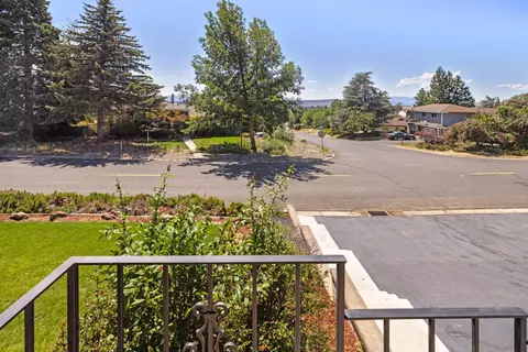 Exterior - 2003 Kimberly Dr, Klamath Falls, OR 97603 photo 13 of 14