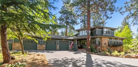 10247 Mourning Dove Dr, Klamath Falls, OR 97601