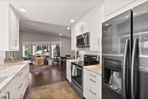 20029 Beaver Ln, Bend, OR 97703 photo 14