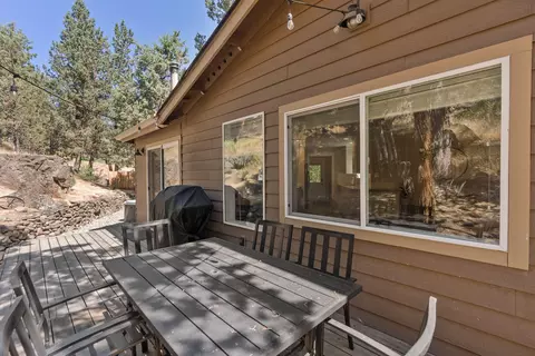 20029 Beaver Ln, Bend, OR 97703 photo 28