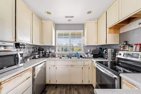 611 Andrea Way, Eagle Point, OR 97524 photo 13