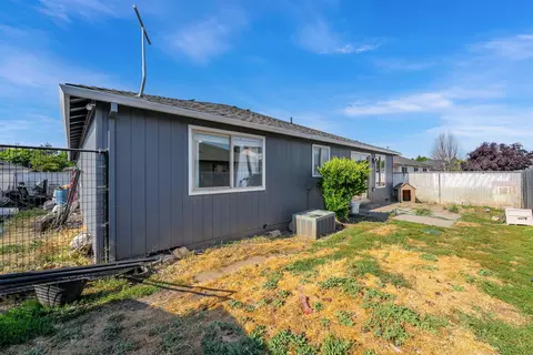 611 Andrea Way, Eagle Point, OR 97524 photo 21