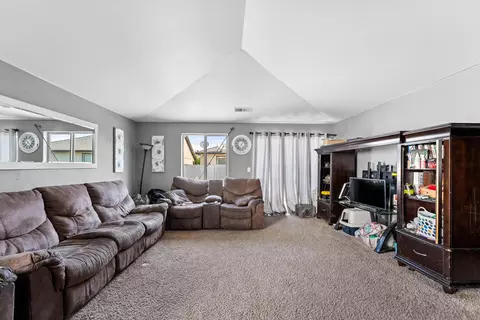 611 Andrea Way, Eagle Point, OR 97524 photo 7