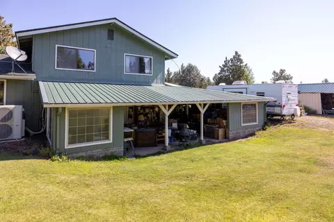 Exterior - 20640 Kandi Ct, Bend, OR 97701 photo 3 of 15