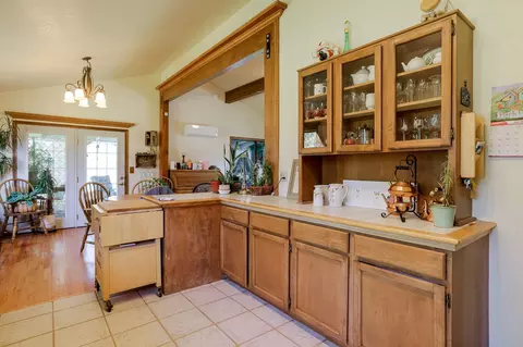 Kitchen - 20640 Kandi Ct, Bend, OR 97701 photo 5 of 5