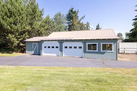 Exterior - 20640 Kandi Ct, Bend, OR 97701 photo 11 of 15