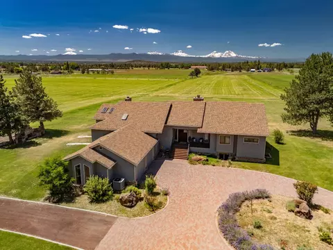 65055 Old Bend Redmond Hwy, Bend, OR 97703