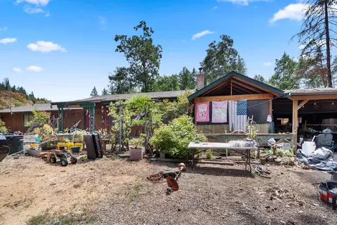 160 Holton Creek Rd, Kerby, OR 97531