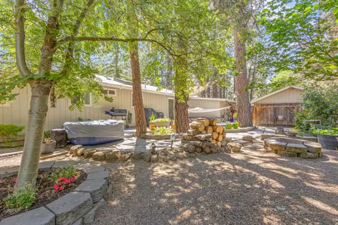 60939 Amethyst St, Bend, OR 97702 photo 22