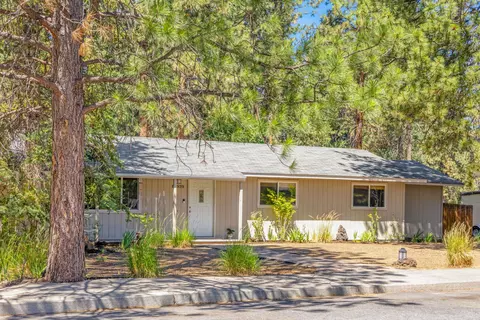 60939 Amethyst St, Bend, OR 97702 photo 26