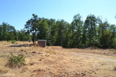 779 Harris Rd, Grants Pass, OR 97526 photo 6