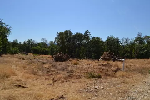 779 Harris Rd, Grants Pass, OR 97526