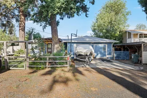 850 Laurel Ave, Butte Falls, OR 97522