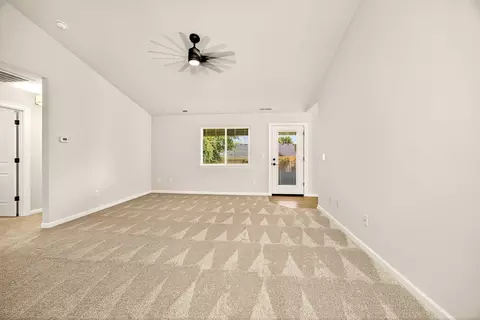 636 Sheffield Dr, Eagle Point, OR 97524 photo 28