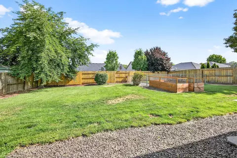636 Sheffield Dr, Eagle Point, OR 97524 photo 22