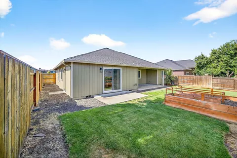 636 Sheffield Dr, Eagle Point, OR 97524 photo 14