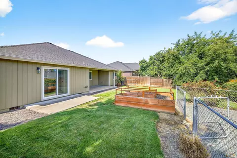 636 Sheffield Dr, Eagle Point, OR 97524 photo 15