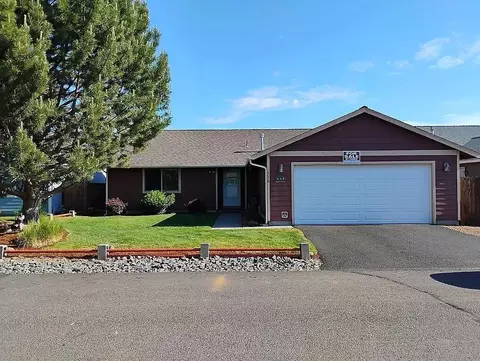 578 SE Sugar Pine Way, Madras, OR 97741
