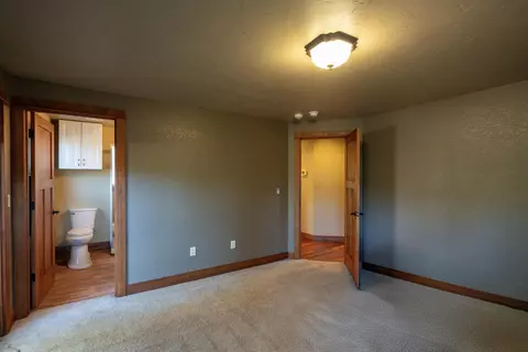 20087 Beaver Ln, Bend, OR 97703 photo 8
