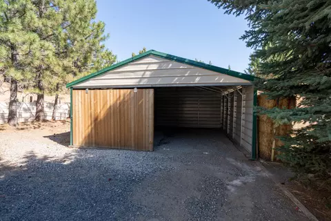 20087 Beaver Ln, Bend, OR 97703 photo 42