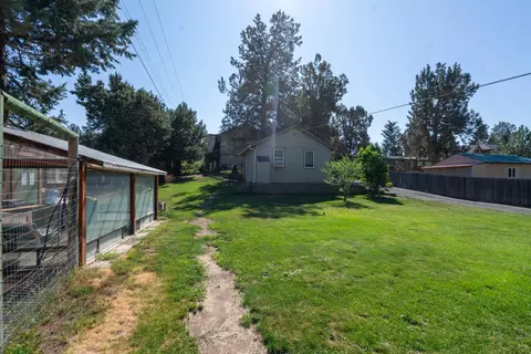 20087 Beaver Ln, Bend, OR 97703 photo 41