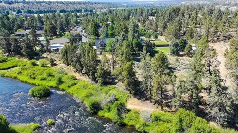 20087 Beaver Ln, Bend, OR 97703