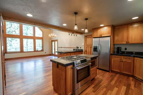 20087 Beaver Ln, Bend, OR 97703 photo 13