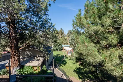 20087 Beaver Ln, Bend, OR 97703 photo 21