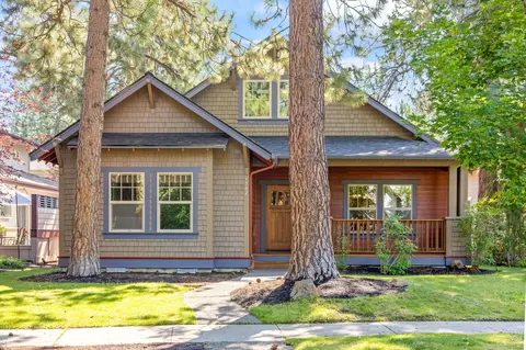 1562 NW Lepage Pl, Bend, OR 97703
