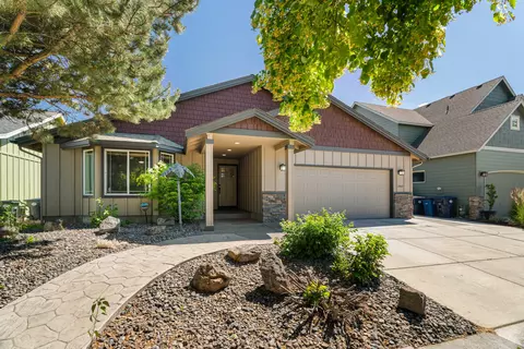 2907 NE Marea Dr, Bend, OR 97701