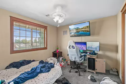 1098 Gate Park Dr, Central Point, OR 97502 photo 24
