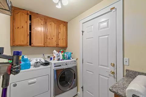 1098 Gate Park Dr, Central Point, OR 97502 photo 33