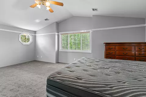 1098 Gate Park Dr, Central Point, OR 97502 photo 17