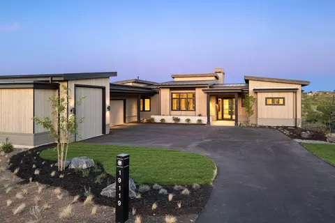 19119 Cartwright Ct, Bend, OR 97702
