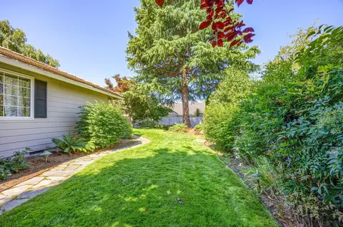 760 Annalee Dr, Central Point, OR 97502 photo 41