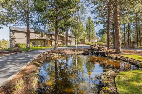 19732 Hollygrape St, Bend, OR 97702